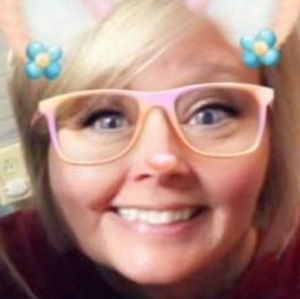 Meet your Posher, Connie